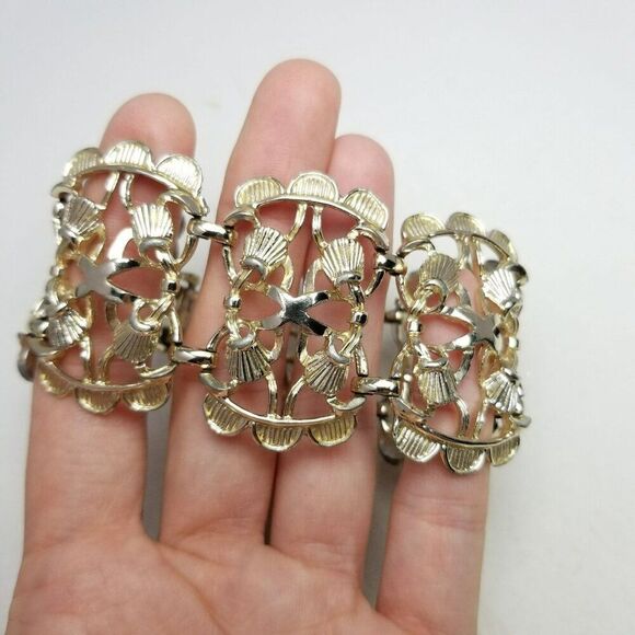 Vintage Pale Gold Tone Wide Chain Panel Bangle Bracelet, Retro Estate Design - Picture 1 of 7